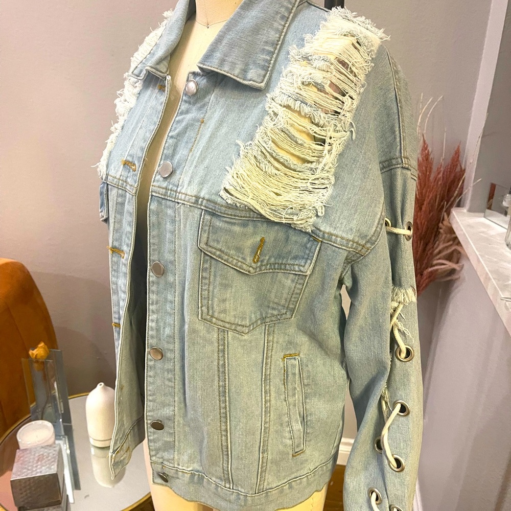 GROMMETS /LACED DENIM JACKET